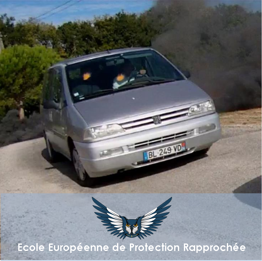 Un cas d'école ou le véhicule du VIP tombe dans une embuscade